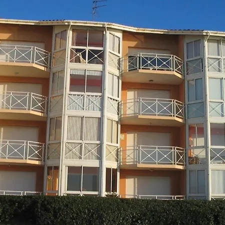 Appart T2 Avec Terrasse Et Parking A Vieux-boucau - Fr-1-379-38 公寓 布科·莱斯白老城